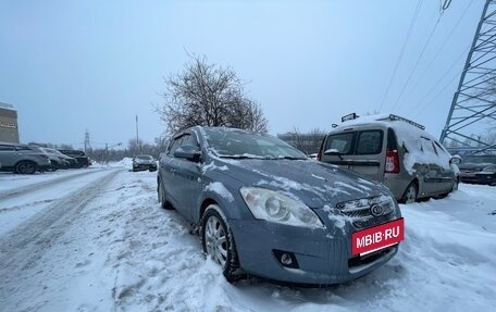 KIA cee'd I рестайлинг, 2009 год, 700 000 рублей, 3 фотография