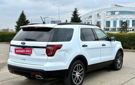 Ford Explorer VI, 2017 год, 2 390 000 рублей, 3 фотография