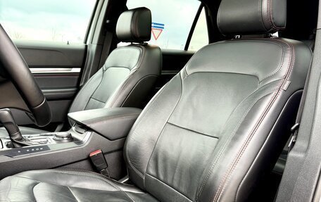 Ford Explorer VI, 2017 год, 2 390 000 рублей, 9 фотография