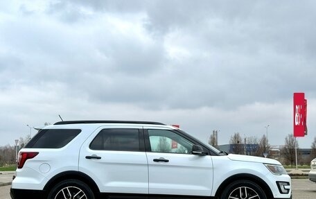 Ford Explorer VI, 2017 год, 2 390 000 рублей, 6 фотография