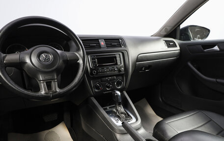 Volkswagen Jetta VI, 2013 год, 1 049 000 рублей, 11 фотография