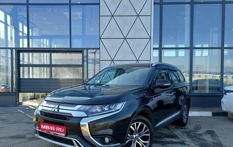 Mitsubishi Outlander III рестайлинг 3, 2021 год, 3 149 000 рублей, 1 фотография