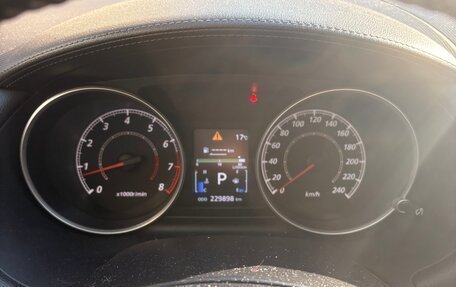 Mitsubishi Outlander III рестайлинг 3, 2010 год, 1 090 000 рублей, 8 фотография