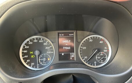 Mercedes-Benz Vito, 2018 год, 3 200 000 рублей, 14 фотография