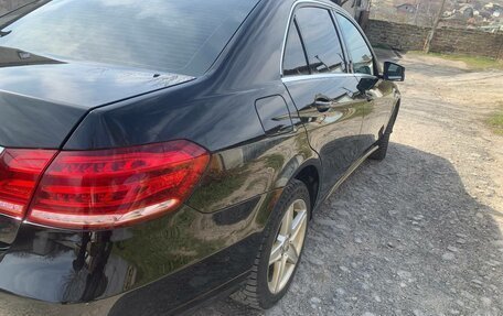 Mercedes-Benz E-Класс, 2014 год, 1 850 000 рублей, 6 фотография