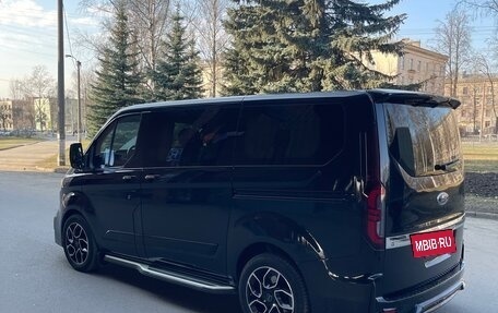 Ford Tourneo Custom I рестайлинг, 2023 год, 5 900 000 рублей, 12 фотография