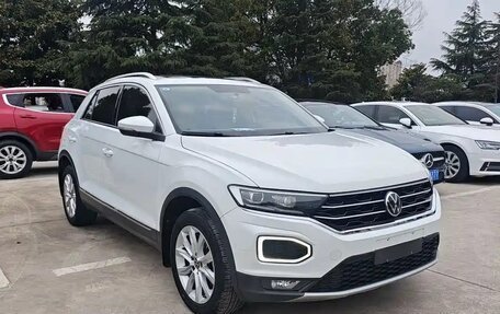 Volkswagen T-Roc I, 2022 год, 1 400 000 рублей, 3 фотография