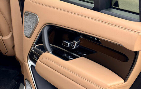 Land Rover Range Rover IV рестайлинг, 2024 год, 21 500 000 рублей, 9 фотография