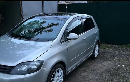 Volkswagen Golf Plus II, 2011 год, 490 000 рублей, 2 фотография