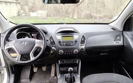 Hyundai ix35 I рестайлинг, 2015 год, 1 370 000 рублей, 5 фотография