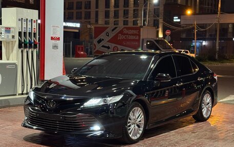 Toyota Camry, 2018 год, 3 080 000 рублей, 1 фотография