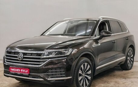 Volkswagen Touareg III, 2018 год, 5 363 000 рублей, 1 фотография