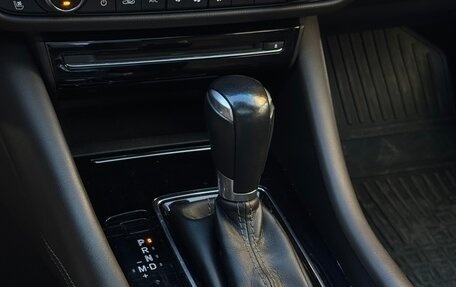 Mazda 6, 2018 год, 3 050 000 рублей, 14 фотография