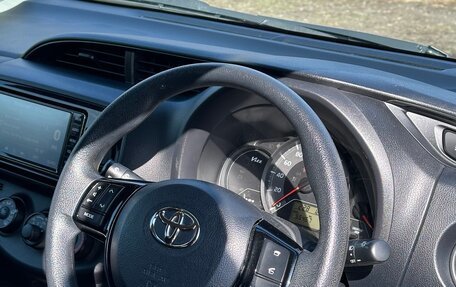 Toyota Vitz, 2019 год, 1 130 000 рублей, 5 фотография