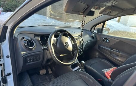 Renault Kaptur I рестайлинг, 2017 год, 1 100 000 рублей, 3 фотография