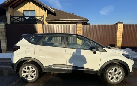 Renault Kaptur I рестайлинг, 2017 год, 1 100 000 рублей, 7 фотография