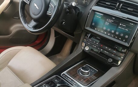 Jaguar F-Pace, 2016 год, 2 200 000 рублей, 4 фотография