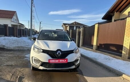 Renault Kaptur I рестайлинг, 2017 год, 1 100 000 рублей, 6 фотография