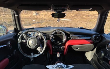 MINI Hatch, 2017 год, 2 100 000 рублей, 10 фотография