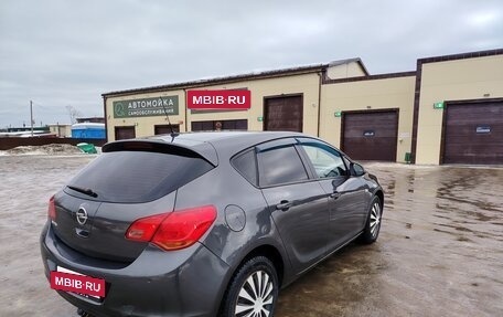 Opel Astra J, 2011 год, 645 000 рублей, 8 фотография