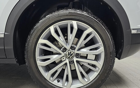 Volkswagen T-Roc I, 2021 год, 1 900 040 рублей, 5 фотография