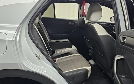 Volkswagen T-Roc I, 2021 год, 1 900 040 рублей, 12 фотография