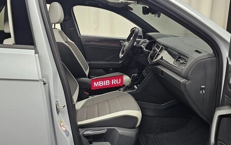 Volkswagen T-Roc I, 2021 год, 1 900 040 рублей, 11 фотография