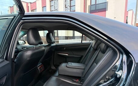 Toyota Camry, 2011 год, 1 580 000 рублей, 10 фотография