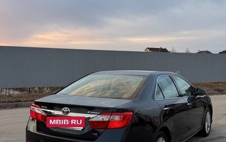 Toyota Camry, 2011 год, 1 580 000 рублей, 4 фотография