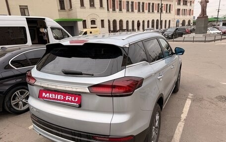 Geely Atlas, 2022 год, 1 850 000 рублей, 3 фотография