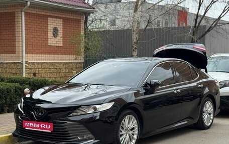 Toyota Camry, 2018 год, 3 080 000 рублей, 13 фотография