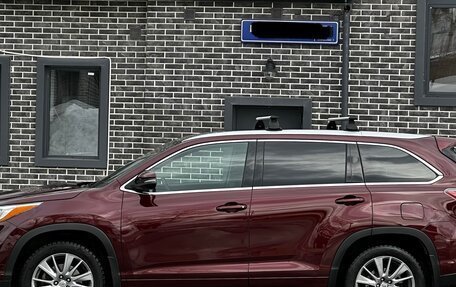 Toyota Highlander III, 2015 год, 2 999 000 рублей, 8 фотография