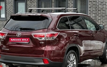 Toyota Highlander III, 2015 год, 2 999 000 рублей, 5 фотография