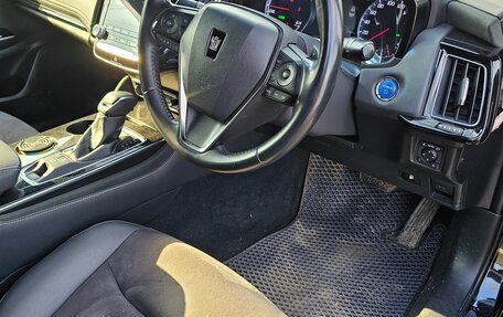 Toyota Crown, 2020 год, 3 650 000 рублей, 3 фотография