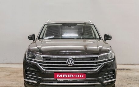 Volkswagen Touareg III, 2018 год, 5 363 000 рублей, 2 фотография