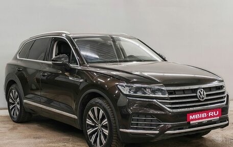 Volkswagen Touareg III, 2018 год, 5 363 000 рублей, 3 фотография