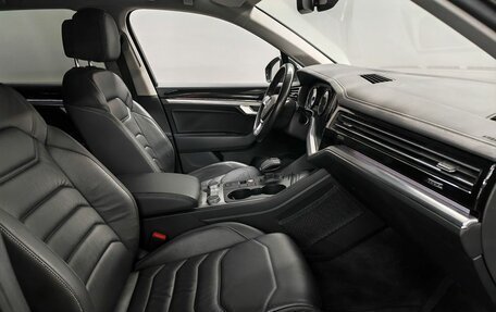 Volkswagen Touareg III, 2018 год, 5 363 000 рублей, 9 фотография