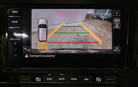 Volkswagen Touareg III, 2018 год, 5 363 000 рублей, 16 фотография