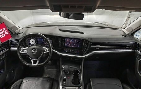 Volkswagen Touareg III, 2018 год, 5 363 000 рублей, 11 фотография