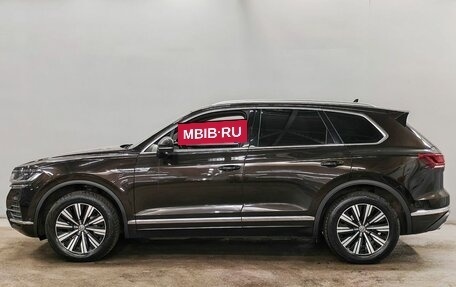 Volkswagen Touareg III, 2018 год, 5 363 000 рублей, 8 фотография