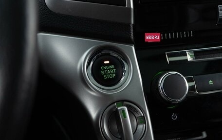 Toyota Land Cruiser 200, 2013 год, 3 999 050 рублей, 29 фотография