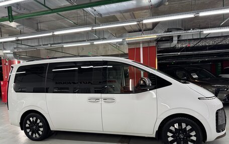 Hyundai Staria, 2024 год, 6 580 000 рублей, 4 фотография