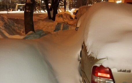 Mazda 323, 1998 год, 190 000 рублей, 10 фотография