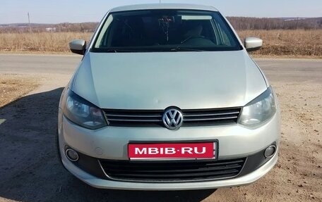 Volkswagen Polo VI (EU Market), 2013 год, 650 000 рублей, 1 фотография