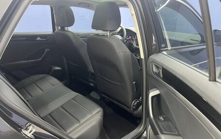 Volkswagen T-Roc I, 2021 год, 1 715 000 рублей, 5 фотография