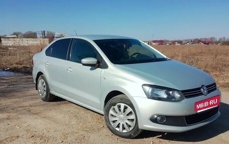 Volkswagen Polo VI (EU Market), 2013 год, 650 000 рублей, 2 фотография