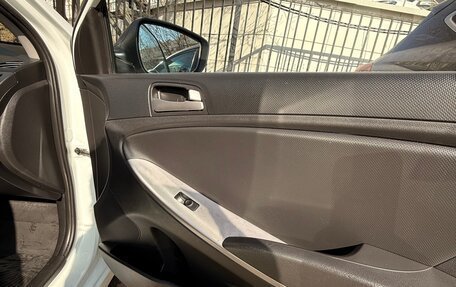 Hyundai Solaris II рестайлинг, 2014 год, 1 300 000 рублей, 7 фотография