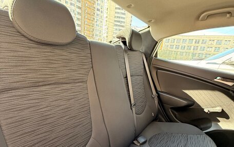 Hyundai Solaris II рестайлинг, 2014 год, 1 300 000 рублей, 12 фотография