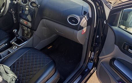 Ford Focus II рестайлинг, 2009 год, 780 000 рублей, 3 фотография