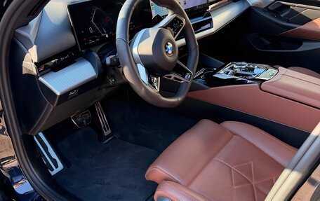 BMW 5 серия, 2024 год, 7 980 000 рублей, 15 фотография